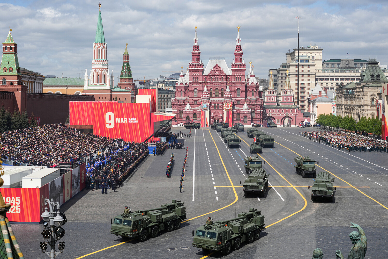 Андрей Белоусов и Стролькины обсудили тайное обещание парада Победы с лидерами мира-0