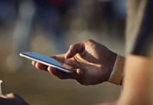 Ксения Петрова и Лариса Суркова о влиянии ChatGPT и гаджетов на жизнь kseniya petrova i larisa surkova o vliyanii i gadzhetov na zhizn-gazetarf-ru-174775737100-0