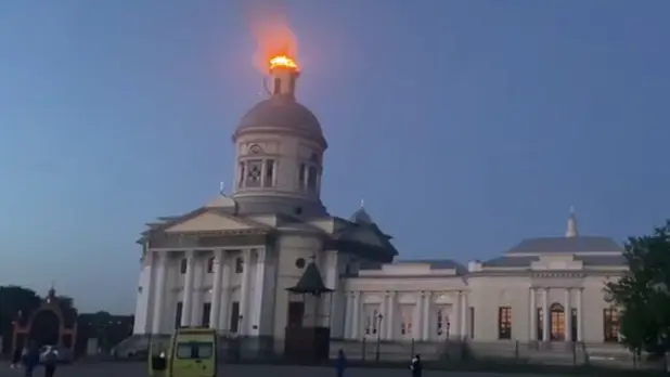 Появились кадры горящего купола Никольского собора под Тулой после атаки ВСУ