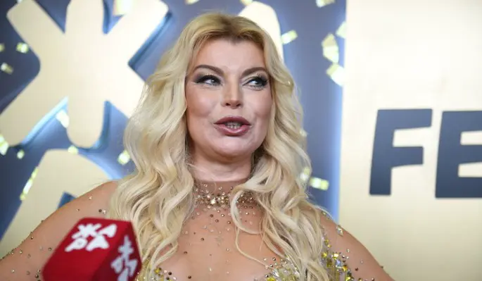 "Не смотрю на себя": Лада Дэнс впервые появилась на телевидении после аварии