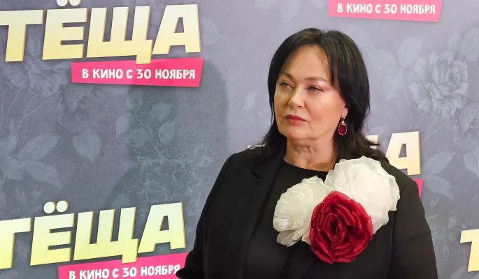 Лариса Гузеева погасила долги и уехала из России