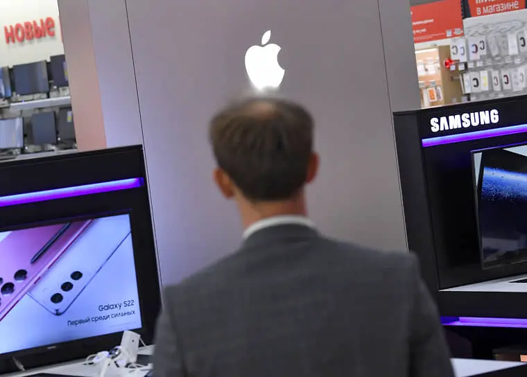 RuStore и Max укрепляют позиции России с предустановкой на смартфонах-0