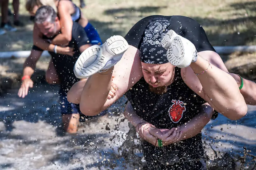 Необычные турниры Финляндии, США, Австралии и ЮАР отражают спортивные традиции-0