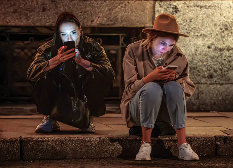 Сбои в Telegram и WhatsApp открывают новые перспективы для российских мессенджеров по мнению Роскомнадзора-0