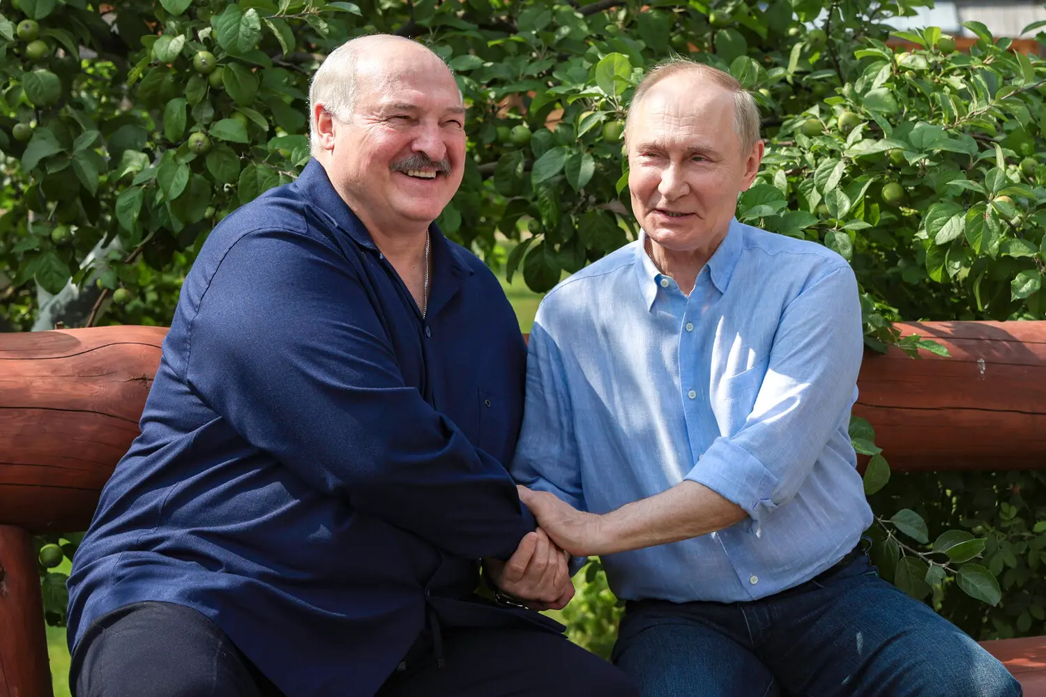 Владимир Путин поздравил Александра Лукашенко с 71-летием и отметил вклад в Союзное государство-0