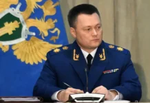 Игорь Краснов и Владимир Путин объяснили работу Генеральной прокуратуры РФ igor krasnov i vladimir putin obyasnili rabotu generalnoj prokuratury rf-gazetarf-ru-0