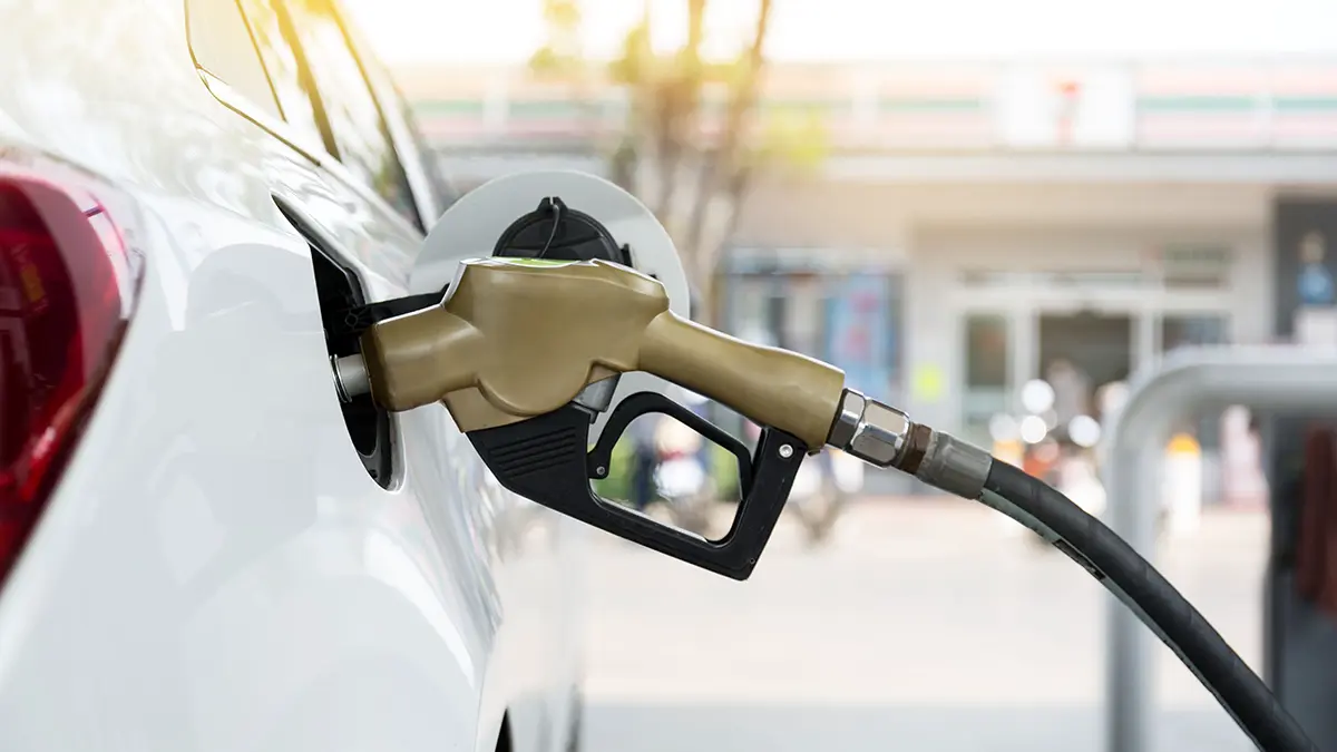 Миронов назвал верхом наглости идею разрешить рост цен на топливо выше инфляции