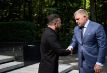 slovakiya na perepute druzhby s ficzo zelenskim i makronom pod ugrozoj konflikta-gazetarf-ru-0