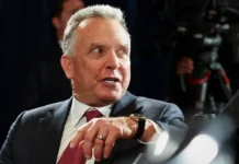 stiv uitkoff zavershil prodazhu za 120 mln na fone skandalov-gazetarf-ru-0