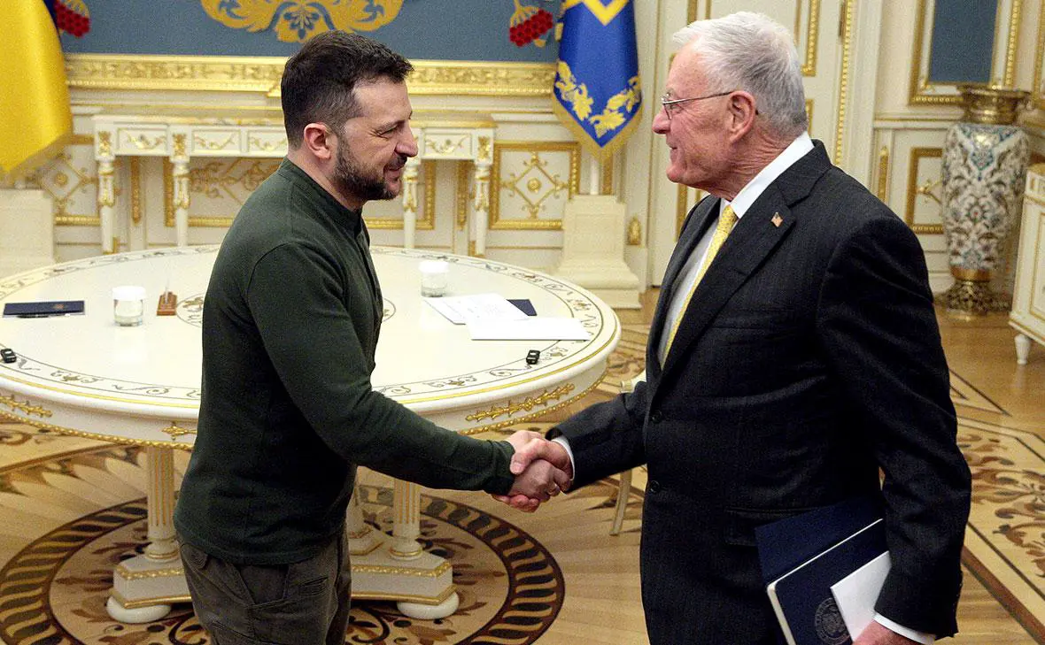 Владимир Зеленский и Кит Келлог (Геннадий Минченко / Keystone Press Agency / Global Look Press)