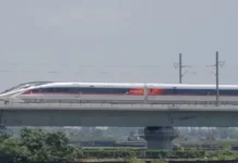 450  otkryvaet novuyu eru skorostnyh poezdov v kitae-gazetarf-ru-0