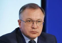 andrej melnikov i asv obsuzhdayut pravovuyu stabilnost dela akvaparka v novosibirske-gazetarf-ru-0