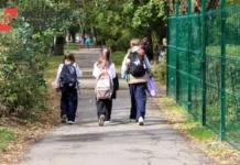 gosudarstvennaya duma i ministerstvo prosveshheniya rf uproshhayut postuplenie detej inostrannyh grazhdan-gazetarf-ru-0