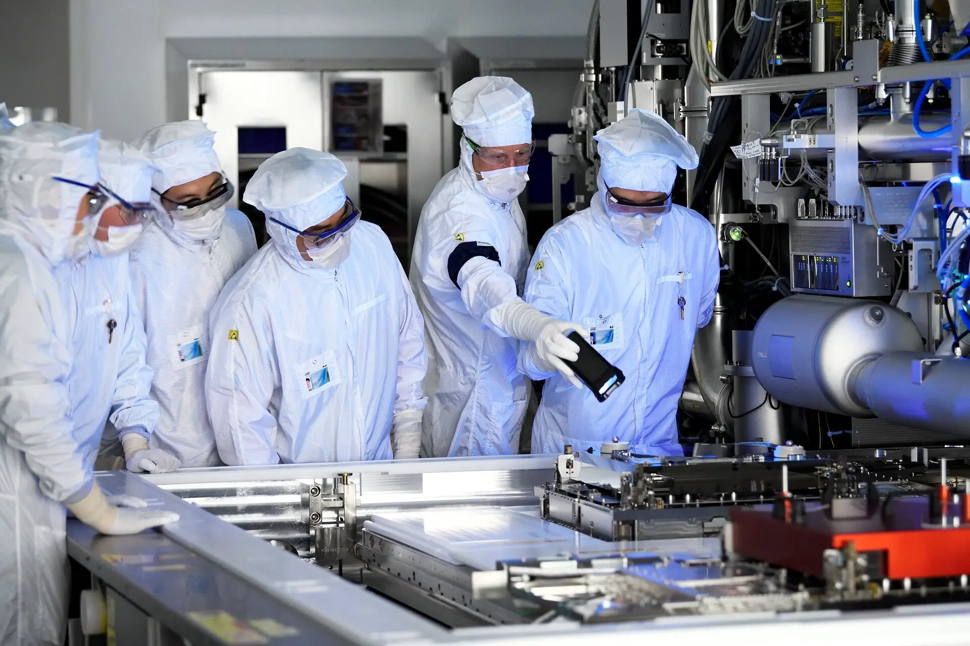 ASML, TSMC и Nvidia обсудили будущее мировых микросхем в новых условиях-0