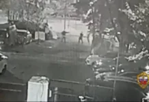 na dmitrovskom shosse zaderzhan samokatchik s nozhom soobshhaet gu mvd moskvy-gazetarf-ru-0