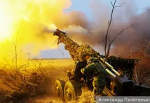 Россия наносит разящий удар по объектам Украины гиперзвуковым «Кинжалом» rossiya nanosit razyashhij udar po obektam ukrainy giperzvukovym kinzhalom-gazetarf-ru-0