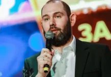 Семен Слепаков вспомнил о силе духа КВН-щика Павла Козмопулоса semen slepakov vspomnil o sile duha kvnshhika pavla kozmopulosa-gazetarf-ru-0