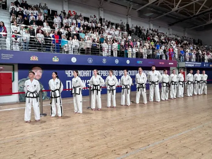 Свердловская область одерживает победу на турнире УрФО по тхэквондо Свердловская область одерживает победу на турнире УрФО по тхэквондо