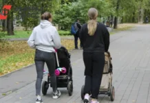 В Тюменской области изменились даты выплат для родителей от социального фонда России v tyumenskoj oblasti izmenilis daty vyplat dlya roditelej ot soczialnogo fonda rossii-gazetarf-ru-0