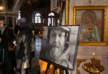 Владимир Путин наградил погибшего в Запорожской области военкора орденом vladimir putin nagradil pogibshego v zaporozhskoj oblasti voenkora ordenom-gazetarf-ru-0