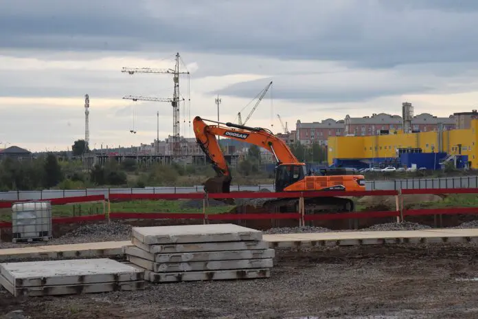 Владислав Пинаев и ЕВРАЗ способствуют созданию новой школы в Нижнем Тагиле-0