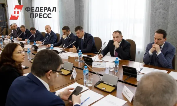 Челябинская область и Владимир Перезолов акцентируют внимание на поддержке промышленности и транспорта-0