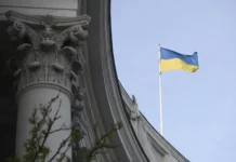 chto nashli u andreya ermaka v hode obyskov v ofise prezidenta ukrainy-gazetarf-ru-0