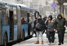 czentr organizaczii dorozhnogo dvizheniya i deptrans prizyvayut kievchan k komfortnym poezdkam-gazetarf-ru-0