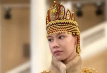 Калининградский янтарный комбинат «Ростеха» создал уникальный кокошник из древнего янтаря kaliningradskij yantarnyj kombinat rosteha sozdal unikalnyj kokoshnik iz drevnego yantarya-gazetarf-ru-0