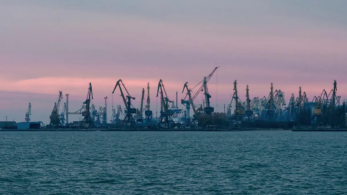 Пункт пропуска через госграницу России оборудуют в морском порту Мариуполя