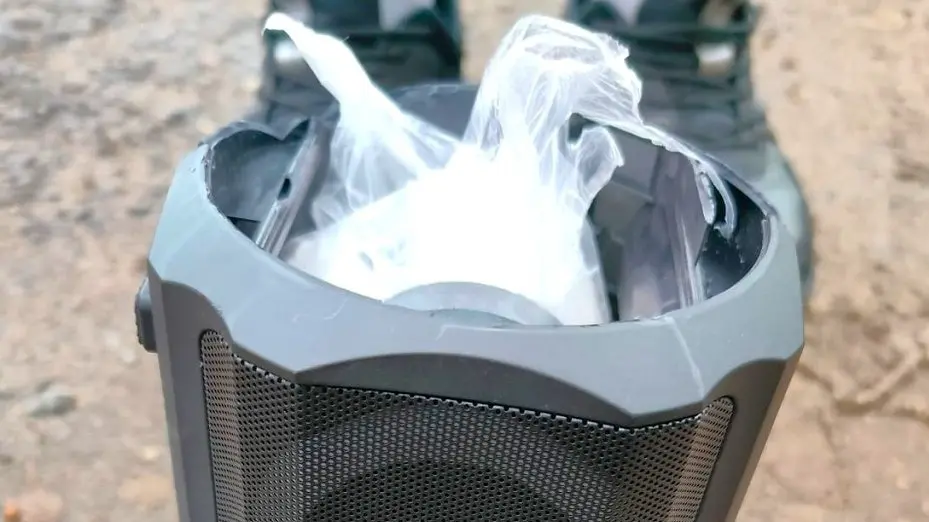 Полицейские поймали в Подмосковье мужчину с наркотиками в колонке