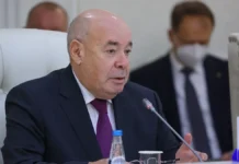 Швыдкой рассказал о прокате фильма с Джудом Лоу в роли Путина shvydkoj rasskazal o prokate filma s dzhudom lou v roli putina-gazetarf-ru-0