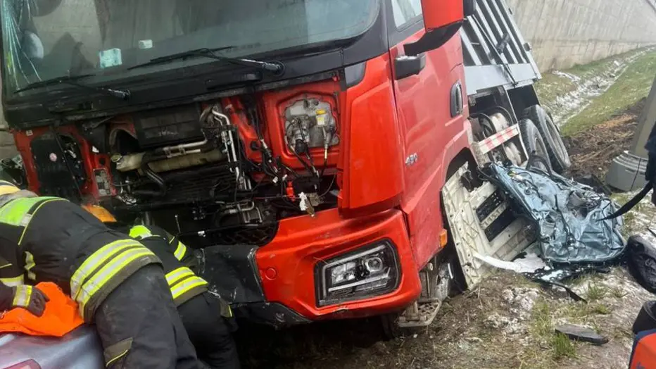 Стала известна личность погибшего в аварии на трассе в Новой Москве