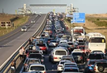 В Крымском мосту введены новые правила для электромобилей и гибридов с Кубани v krymskom mostu vvedeny novye pravila dlya elektromobilej i gibridov s kubani-gazetarf-ru-0