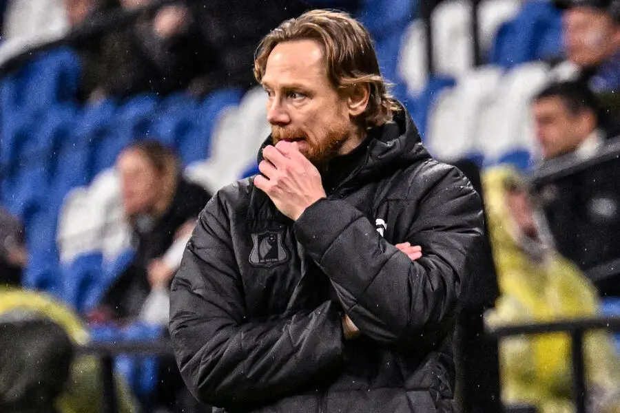 Владимир Пономарев считает, что тактика Карпина требует изменений-0