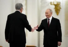 vladimir putin priglasil kasymazhomarta tokaeva v svoyu kvartiru-gazetarf-ru-0