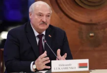 Александр Лукашенко резко ответил на вопросы о Путине, Трампе и Китае aleksandr lukashenko rezko otvetil na voprosy o putine trampe i kitae-gazetarf-ru-0