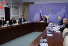 Артем Жога высоко оценил работу Курганской, Свердловской и Челябинской областей в медицине artem zhoga vysoko oczenil rabotu kurganskoj sverdlovskoj i chelyabinskoj oblastej v mediczine-gazetarf-ru-0