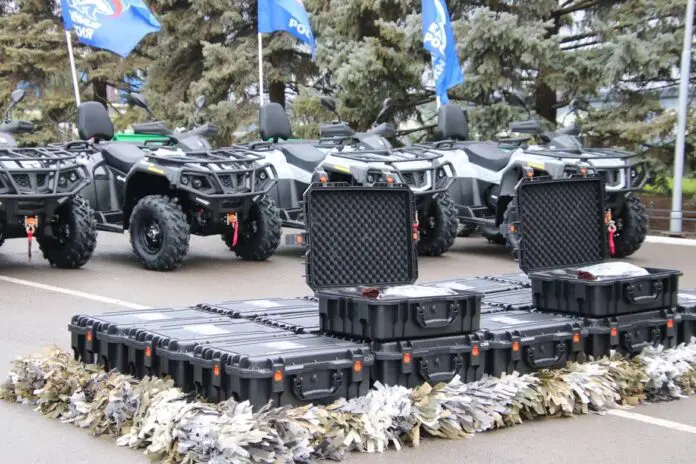 Единая Россия и фонд Ветераны СВО и КТО отправили фронту квадроциклы и дроны-0