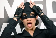 Фанаты Валя Карнавал заметили намёки на пирсинг в обсуждении Валентины Карнауховой fanaty valya karnaval zametili namyoki na pirsing v obsuzhdenii valentiny karnauhovoj-gazetarf-ru-0