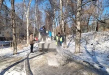 Как администрация Владивостока и управляющие компании делают город безопаснее зимой kak administracziya vladivostoka i upravlyayushhie kompanii delayut gorod bezopasnee zimoj-gazetarf-ru-0