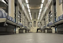 Конфликт между женщиной и пассажиром на Таганско-Краснопресненской линии метро konflikt mezhdu zhenshhinoj i passazhirom na taganskokrasnopresnenskoj linii metro-gazetarf-ru-0