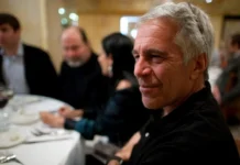 Минюст США готовит публикацию файлов по делу Эпштейна при поддержке Трампа minyust ssha gotovit publikacziyu fajlov po delu epshtejna pri podderzhke trampa-gazetarf-ru-0