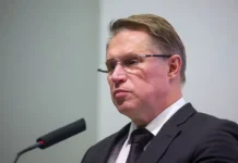 Минздрав и Михаил Мурашко внедряют доставку лекарств через Почту России minzdrav i mihail murashko vnedryayut dostavku lekarstv cherez pochtu rossii-gazetarf-ru-0