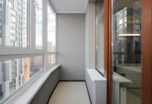 Москвичка нашла сумку с 100 миллионами на балконе и спасла сбережения moskvichka nashla sumku s 100 millionami na balkone i spasla sberezheniya-gazetarf-ru-0