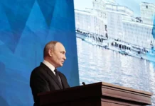 Напряжённые переговоры Владимира Путина и Дональда Трампа с Минобороны napryazhyonnye peregovory vladimira putina i donalda trampa s minoborony-gazetarf-ru-0