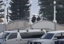 Полиция Сиднея гарантирует безопасность на пляже Бонди в Хануку policziya sidneya garantiruet bezopasnost na plyazhe bondi v hanuku-gazetarf-ru-0