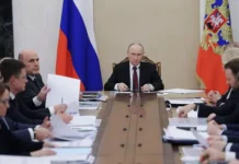 Путин заявил о достижении минимальной бедности в России к 2036 году putin zayavil o dostizhenii minimalnoj bednosti v rossii k 2036 godu-gazetarf-ru-0