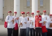 Сергей Собянин подчеркнул важность волонтеров Москвы к 80-летию Победы sergej sobyanin podcherknul vazhnost volonterov moskvy k 80letiyu pobedy-gazetarf-ru-0