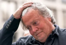 Стив Бэннон требует немедленной смены курса США и Трампа по Украине stiv bennon trebuet nemedlennoj smeny kursa ssha i trampa po ukraine-gazetarf-ru-0